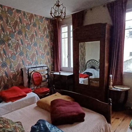 Chez Virginie - Chambre Du Bourg 卢德 外观 照片
