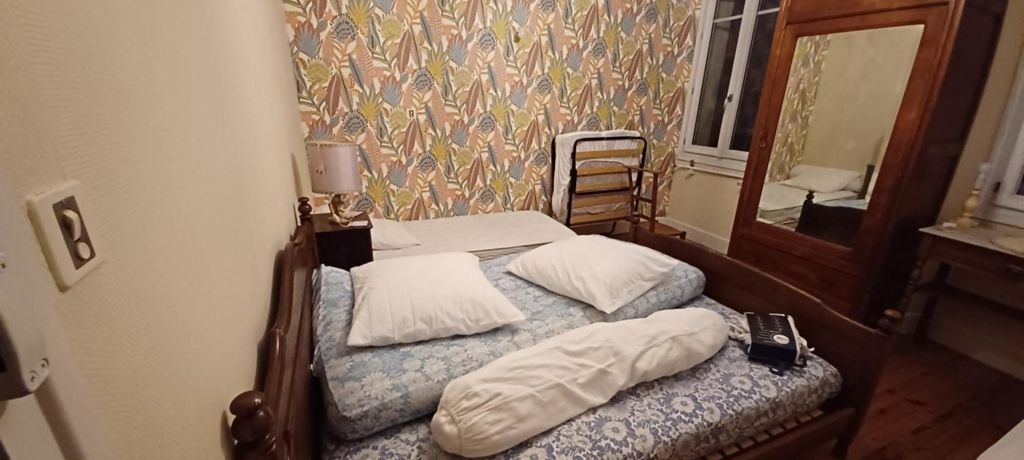 Chez Virginie - Chambre Du Bourg 卢德 外观 照片